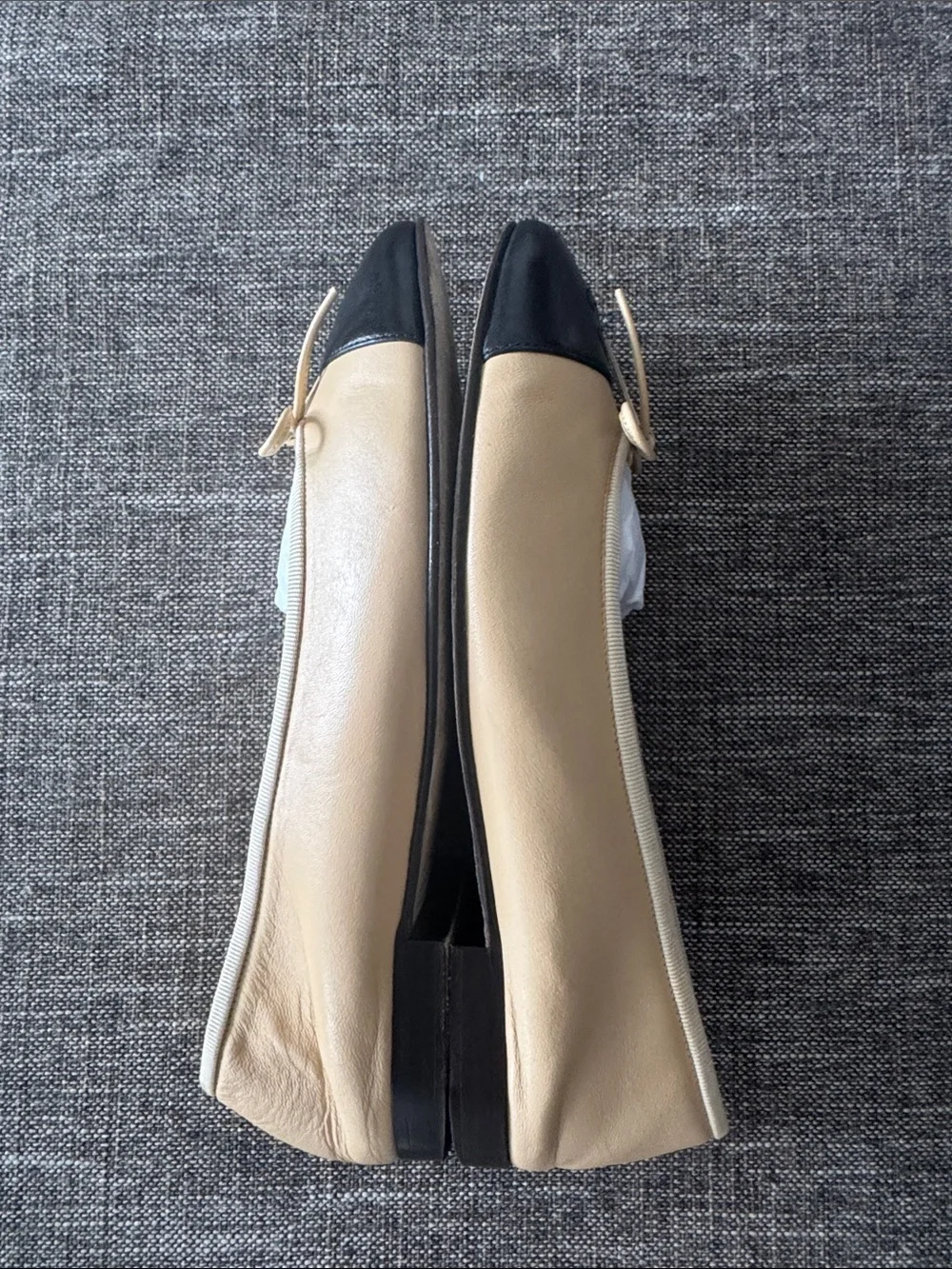 CHANEL Beige and Black Cap-Toe Leather Ballet Flats